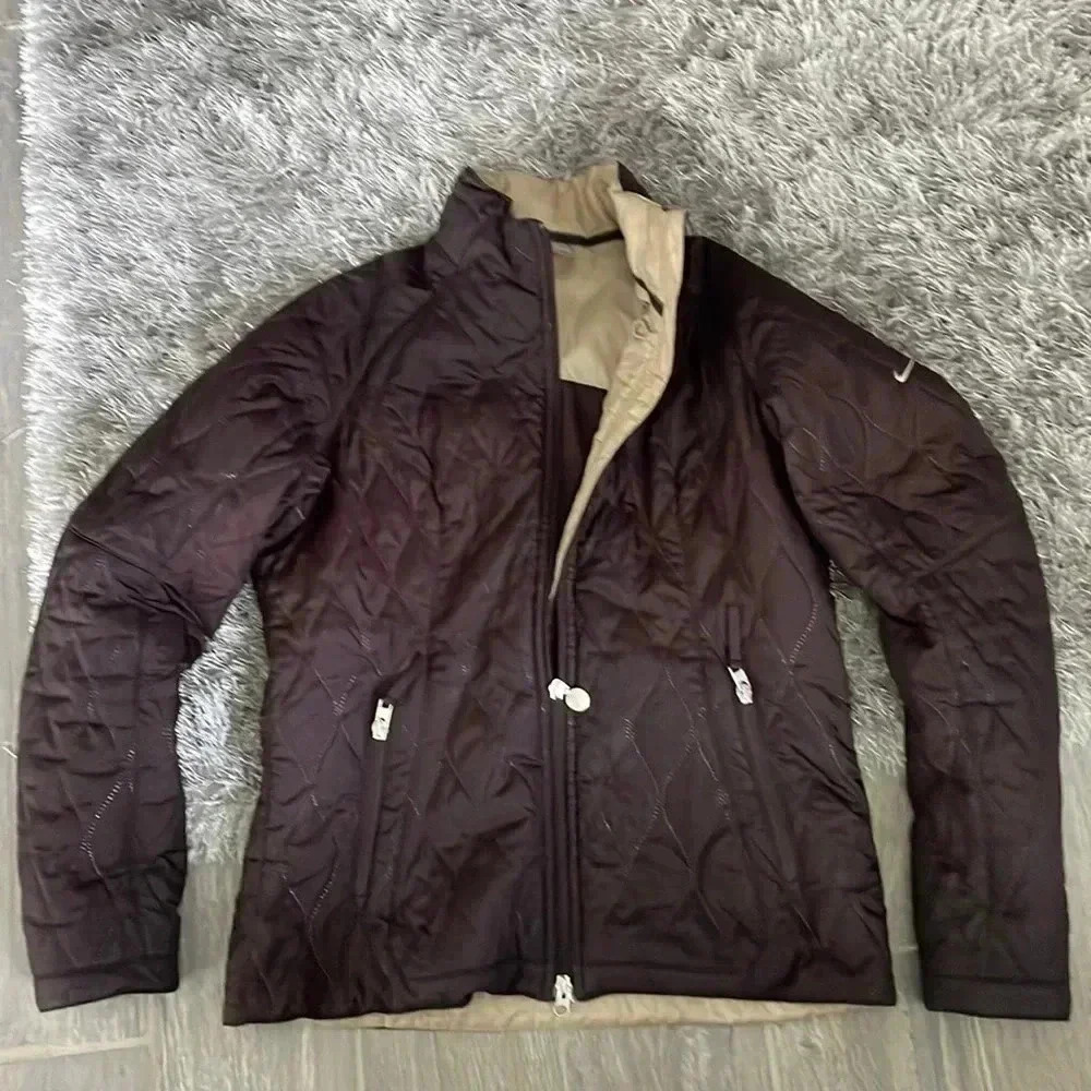 Nike quilted light weight puff jacket